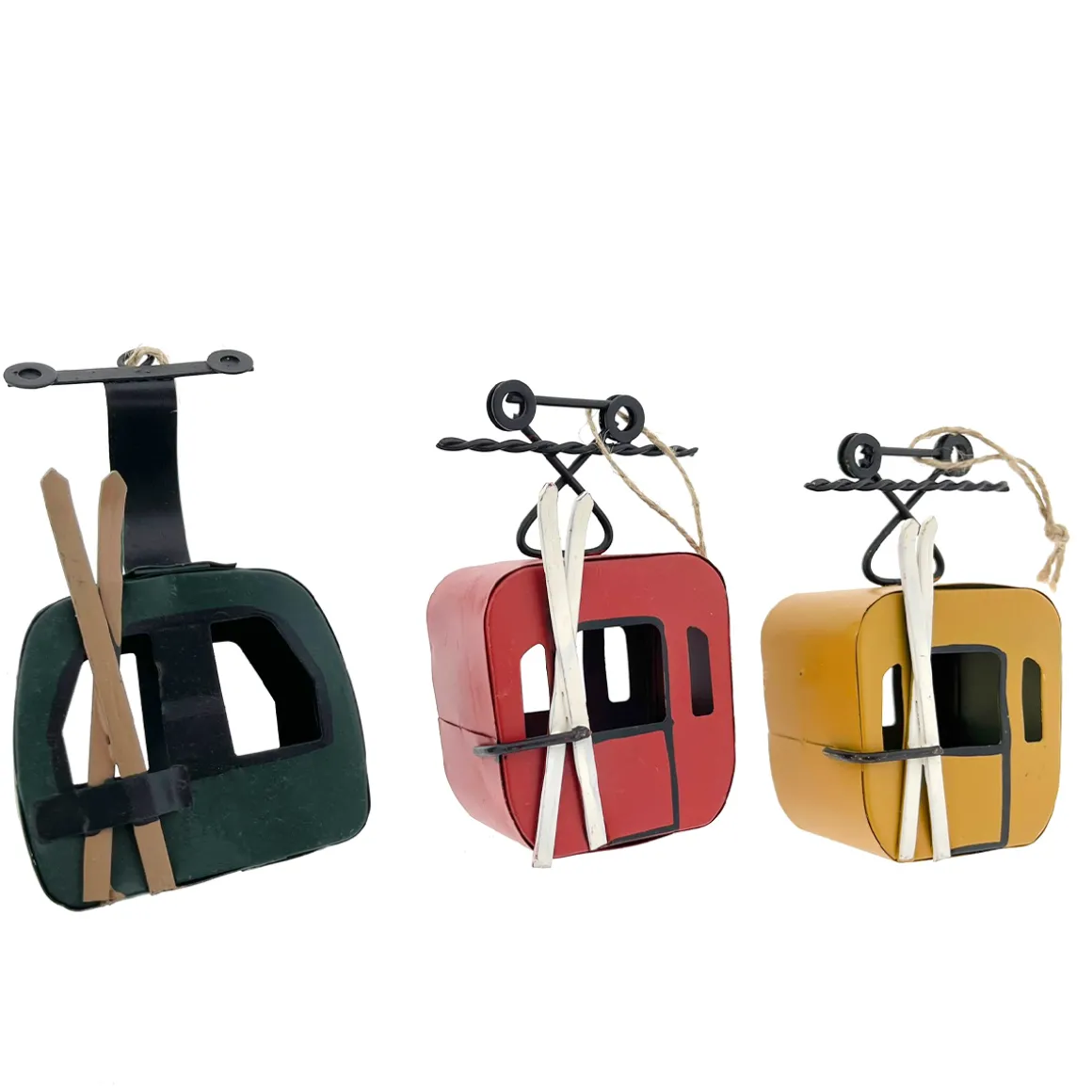 Deko Gondel dunkelgrün mit braunen Ski, Seilbahn, Skigondel aus Metall, 7x5x11cm, Hänger