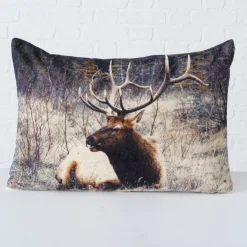 Deko Kissen Hirsch Palco, Samtkissen Winterhirsch liegend, 40x60cm, Boltze Home Collections