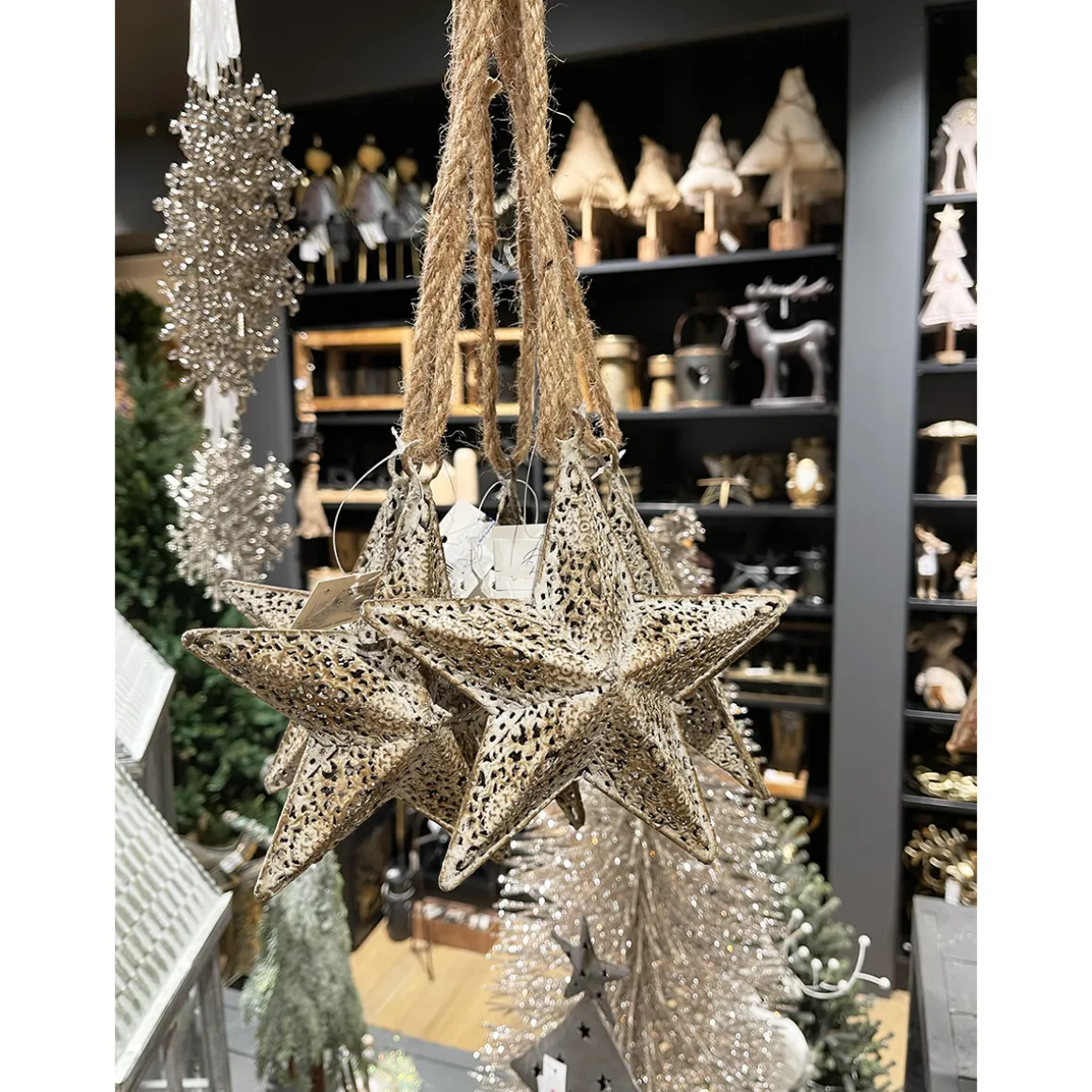 Deko Metallstern, Antik grau-creme im 3D-Ornament-Look, Ø14cm