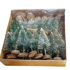 Deko Tannenbaum beschneit, kleine Bastelbäumchen beschneit, Winter grün-weiß, 7x3cm, 24St/Box