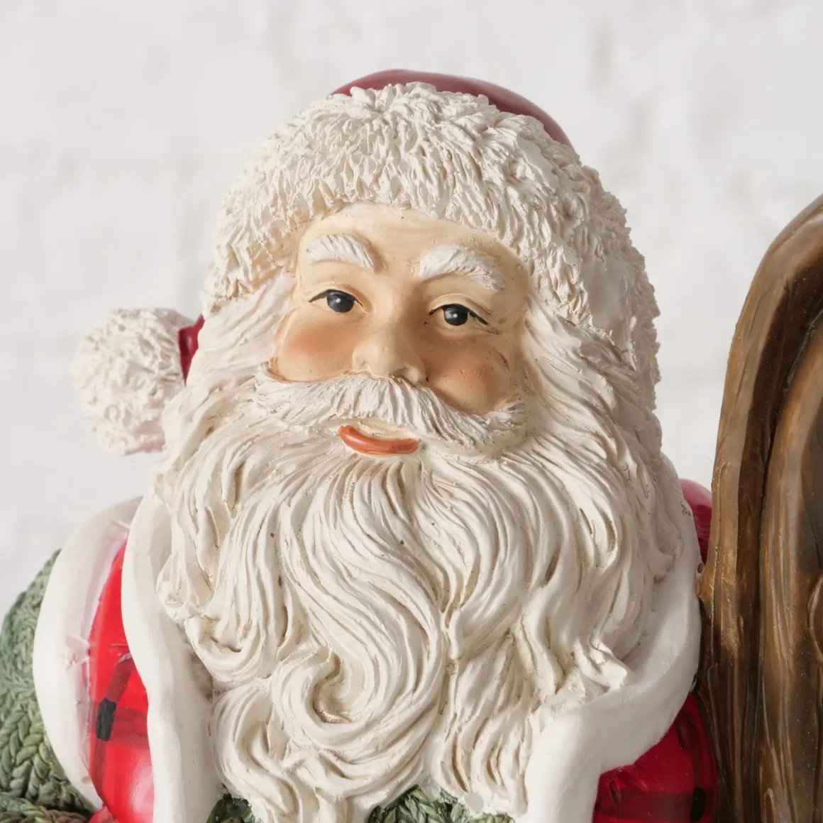 Deko Weihnachtsmann Marino, Nikolaus mit Ski und Strickpullover, 25cm, Boltze Home Collections