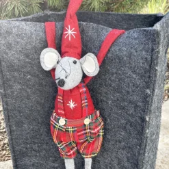 Deko Wichtel, Weihnachtsmaus Lenny mit Schlackerarme und Bammelbeine, rote Hose, 53cm