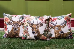 Gobelin Kissen Hirsch Stürmer, Rotwild Hirsch mit Blumen, 45x45cm, Mars & More