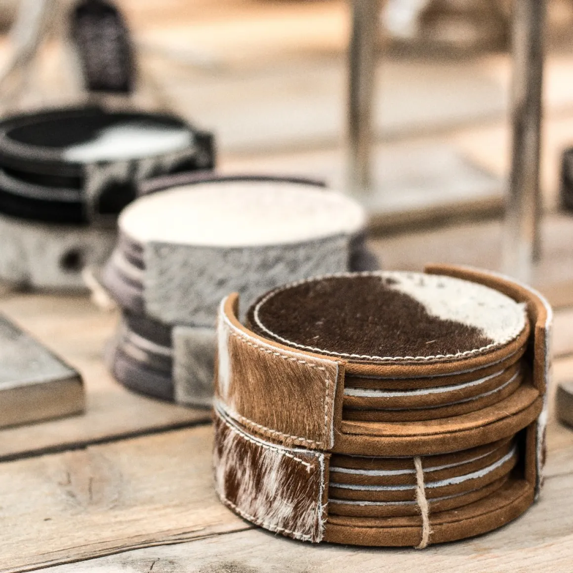 Kuhfell Untersetzer rund grau, Ø10cm, 4St/Pack, Mars & More