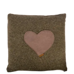 Landhaus Loden Kissen "Herzerl" moosgrünes Filzkissen mit Lederapplikation Herz, 42x42cm