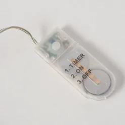 LED Winter- Hänger Frosty: lustige Schneemänner auf Schlitten, beleuchtet, Boltze Home Collections