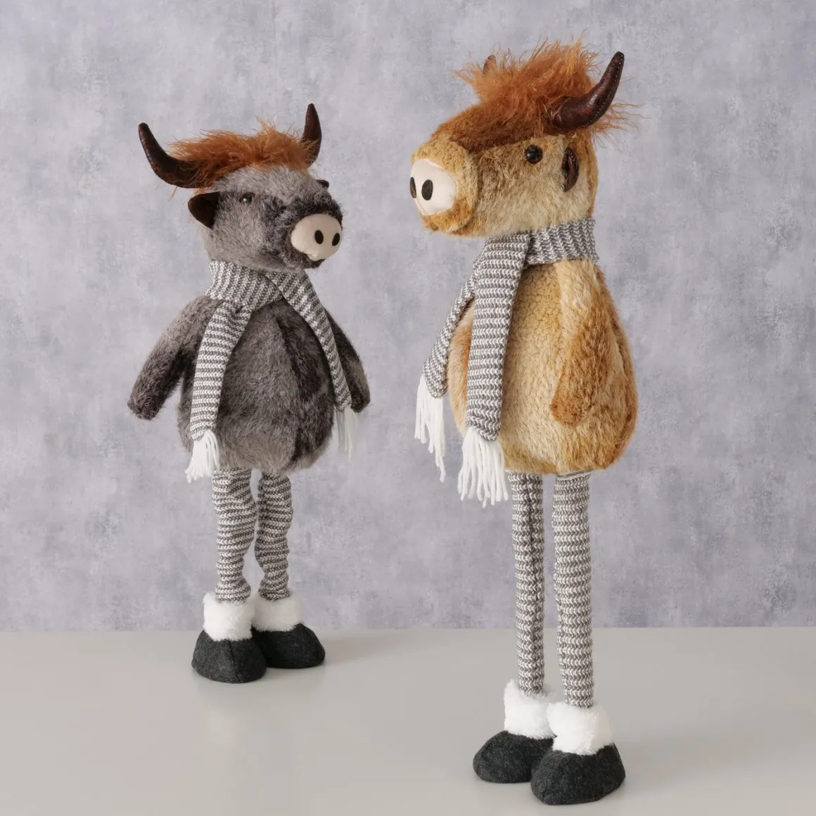 Plüsch Hochlandrind Buffy braun mit Teleskopbeine, ausziehbar bis 67cm, Boltze Home Collection